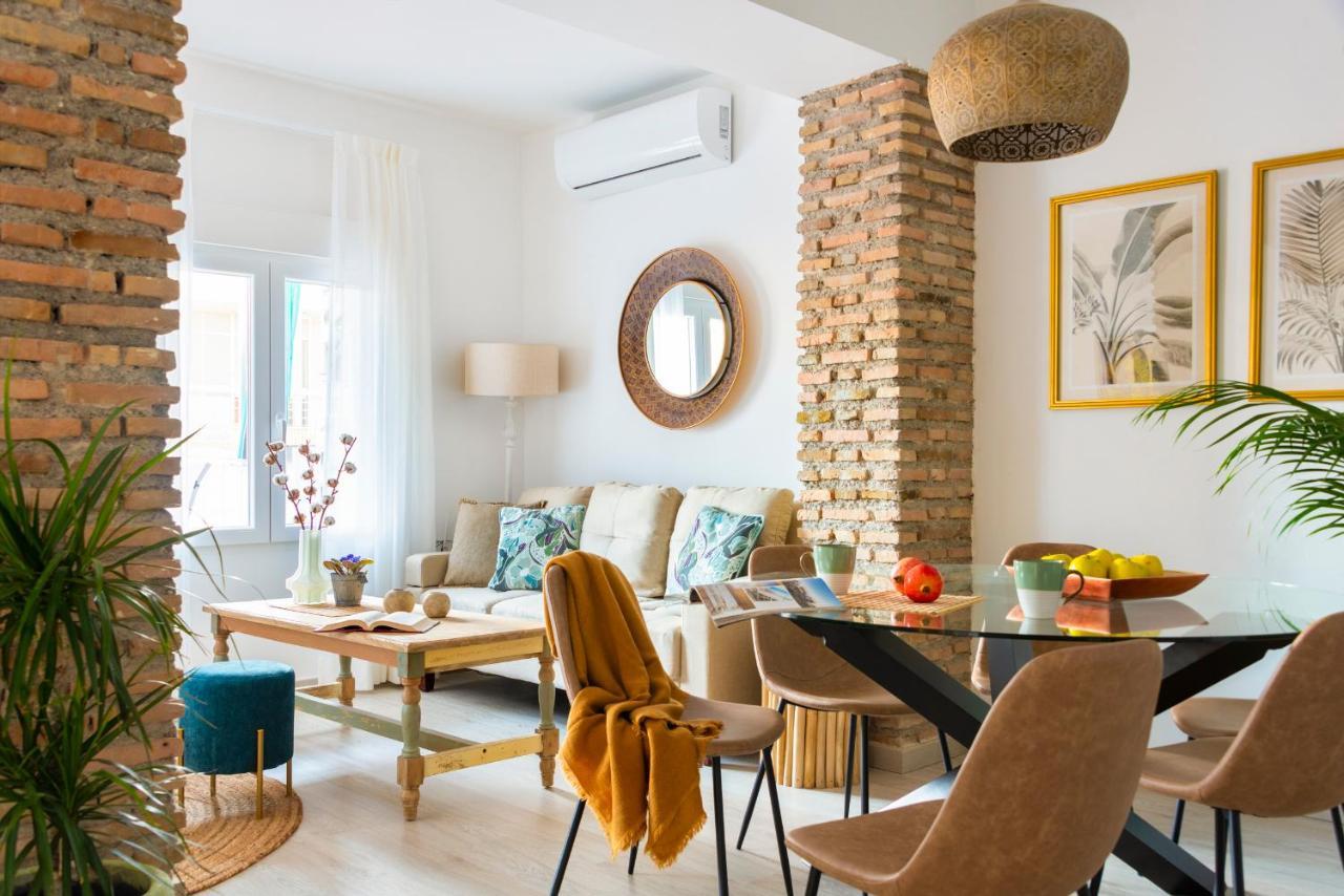 Genteel Home Mano De Hierro Grenade Extérieur photo
